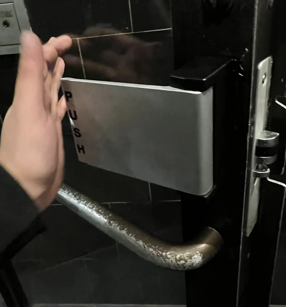 Our Process for Retail Store Lockouts